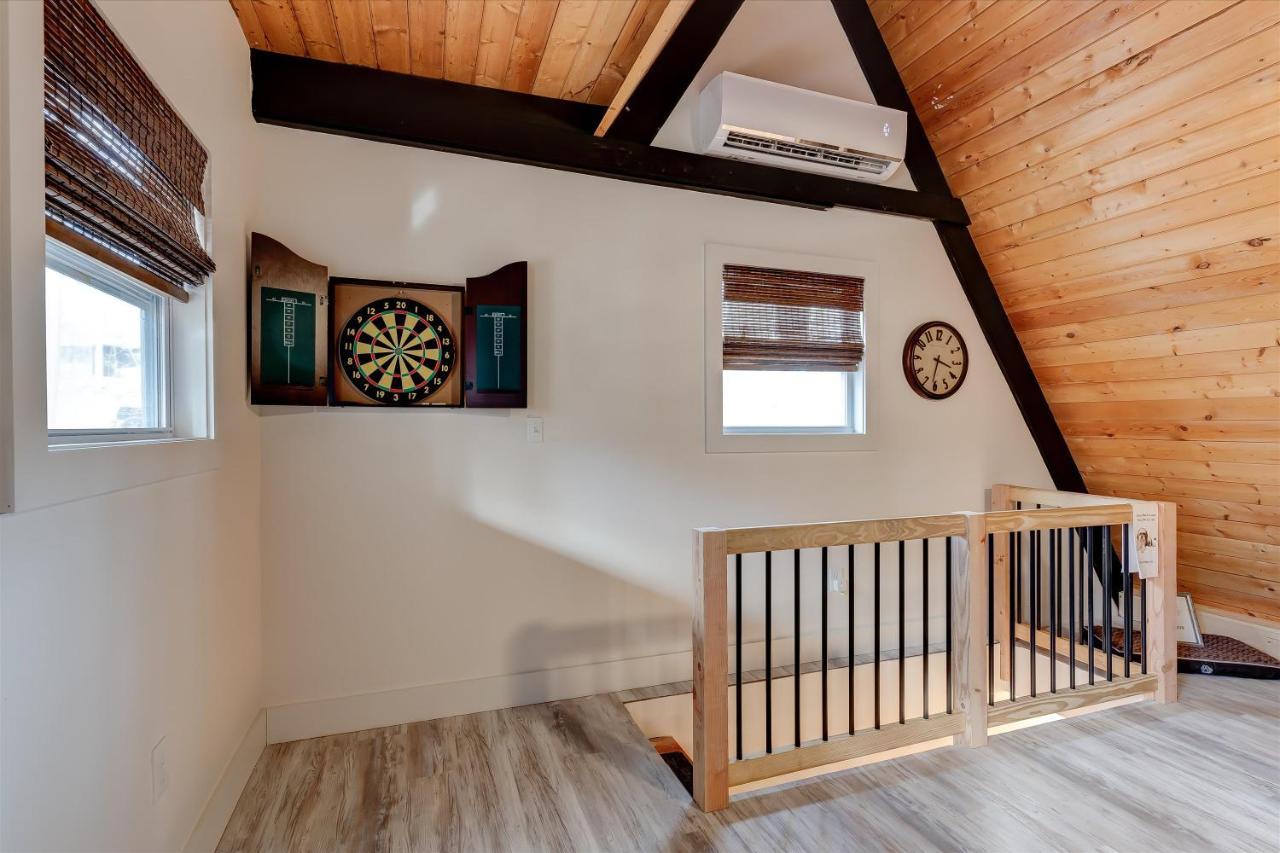 The Pet Friendly Cub Cabin Sevierville Exterior photo